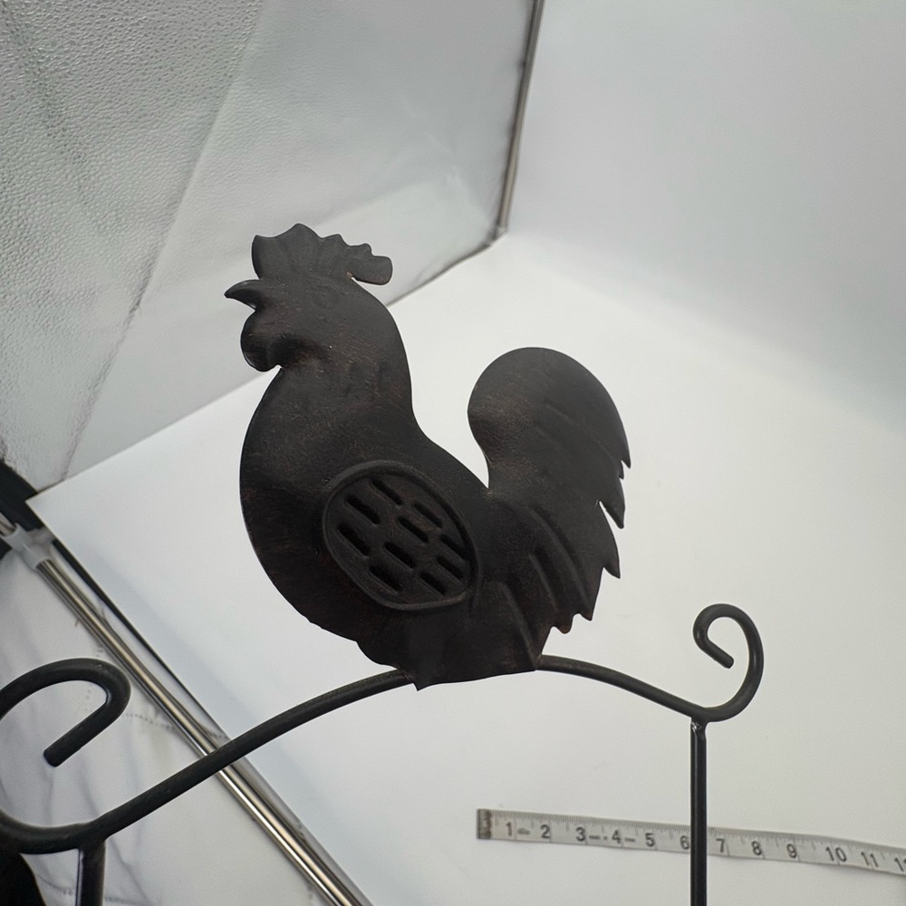 Black Metal Rooster Wall Plate Hanger - Picture 7 of 7
